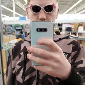 Meet your Posher, Andrew